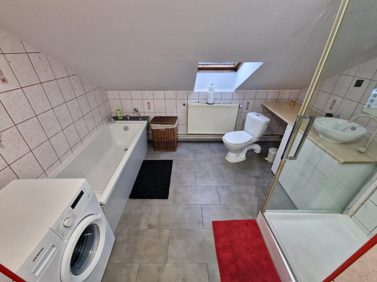 Przestronny Apartament +Silownia 比托姆 外观 照片